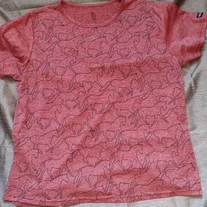 Kerrits Xlarge summer athletic shirt red with running horse print